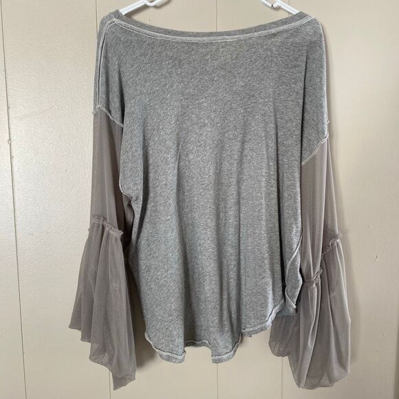 Free People XS Gray Knit Top • Mesh Balloon Sleeve Pullover • Boho Slouchy Casua - Picture 2 of 8